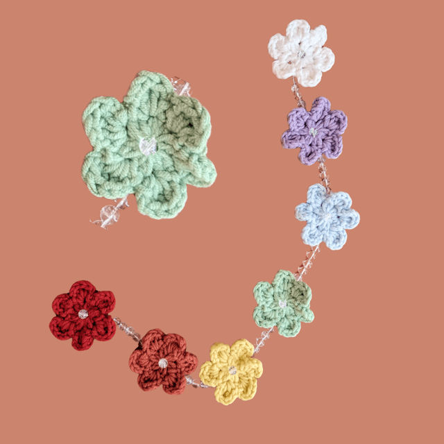 Guirlande de chakras &quot;Fleurs &amp; cristal&quot; 
